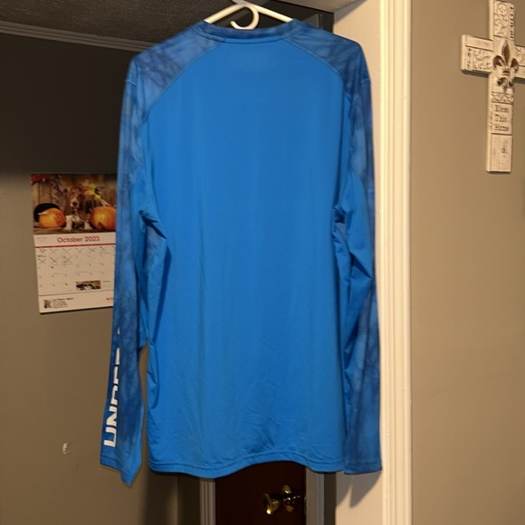 Men’s Under Armour long sleeve - Picture 6 of 7